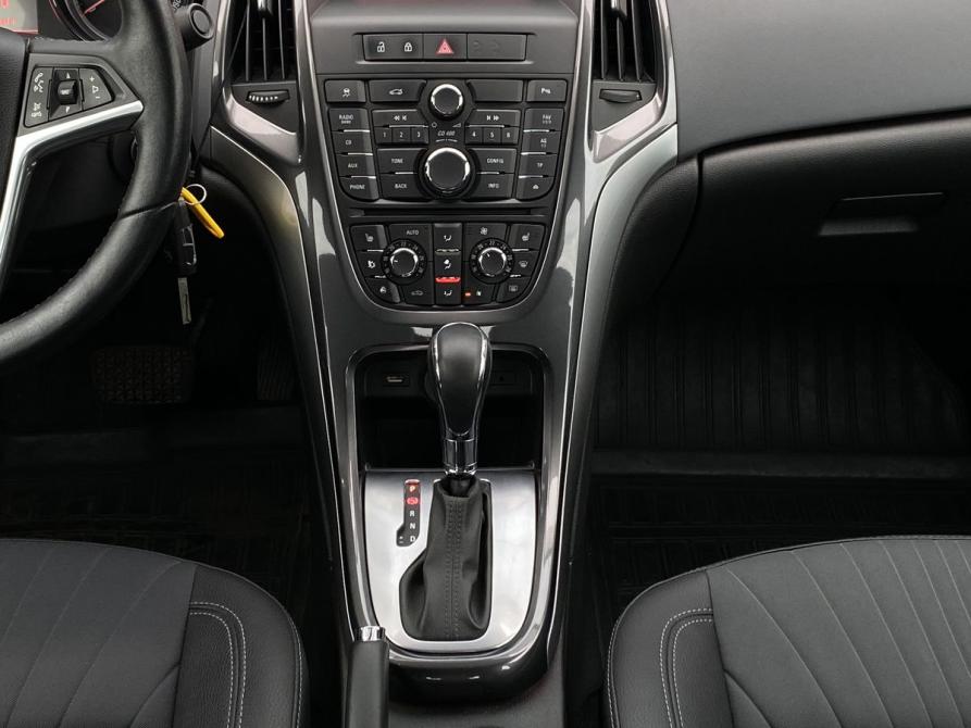 Opel Astra J Рестайлинг Москва  - изображение 13