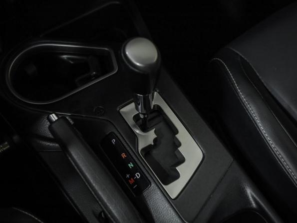 Toyota RAV4 IV (XA40) Рестайлинг с пробегом 2015 года, цена 2 099 000 рублей, 198274 км, внедорожник, Автокод Объявления