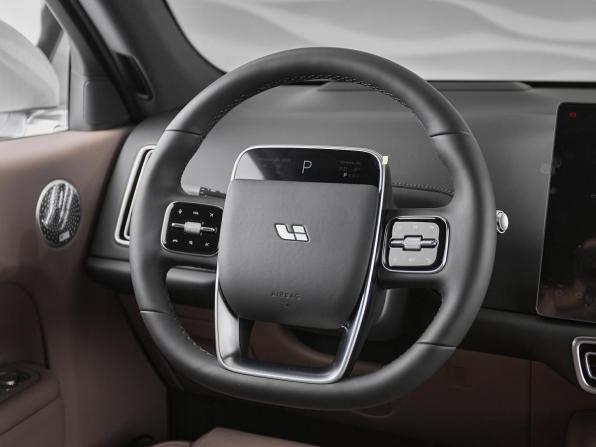 Новый Li Auto (Lixiang) L6 2026 года, цена 8 790 000 рублей, внедорожник, Автокод Объявления