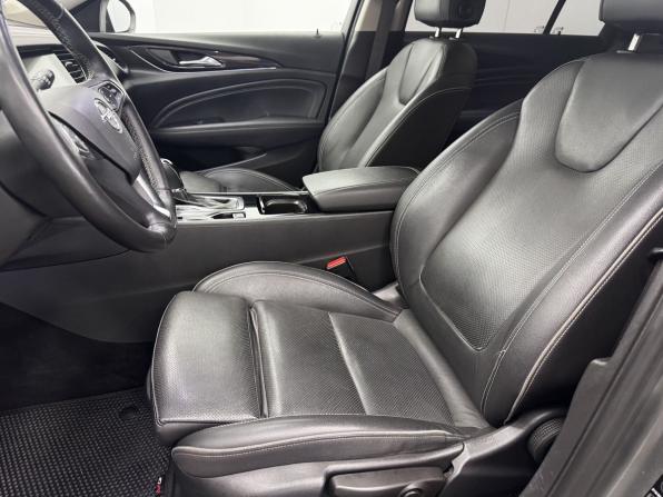 Opel Insignia II с пробегом 2018 года, цена 1 688 000 рублей, 136370 км, универсал, Автокод Объявления