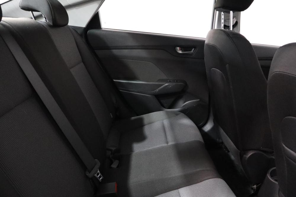 Hyundai Solaris II Санкт-Петербург  - изображение 12