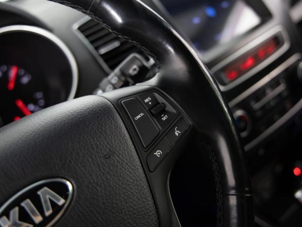 Kia Sorento II Рестайлинг с пробегом 2019 года, цена 2 275 000 рублей, 104851 км, внедорожник, Автокод Объявления