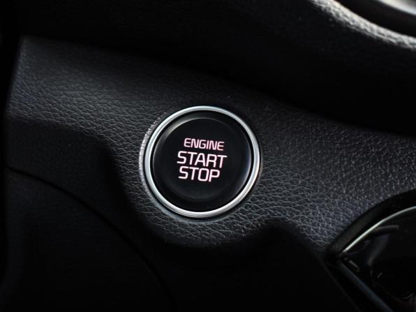 Kia K3 II Рестайлинг с пробегом 2022 года, цена 2 175 000 рублей, 134743 км, седан, Автокод Объявления