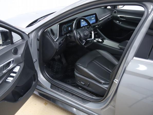 Hyundai Sonata VIII (DN8) с пробегом 2020 года, цена 2 090 000 рублей, 65671 км, седан, Автокод Объявления