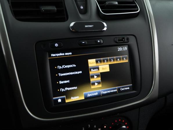Renault Logan II Рестайлинг с пробегом 2021 года, цена 1 249 999 рублей, 50908 км, седан, Автокод Объявления