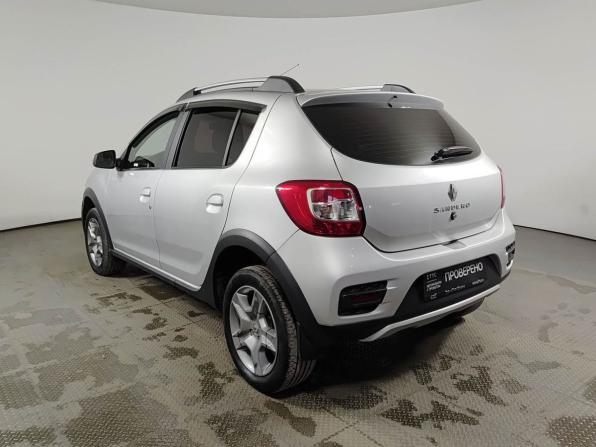 Renault Sandero II Рестайлинг с пробегом 2020 года, цена 1 205 000 рублей, 80962 км, хэтчбек, Автокод Объявления
