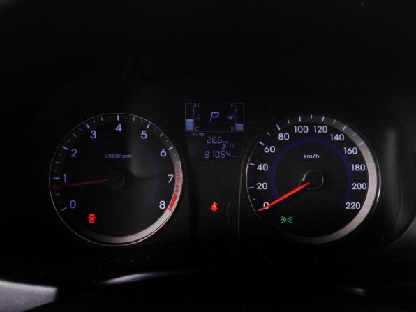 Hyundai Solaris I Рестайлинг с пробегом 2015 года, цена 1 130 000 рублей, 81054 км, седан, Автокод Объявления