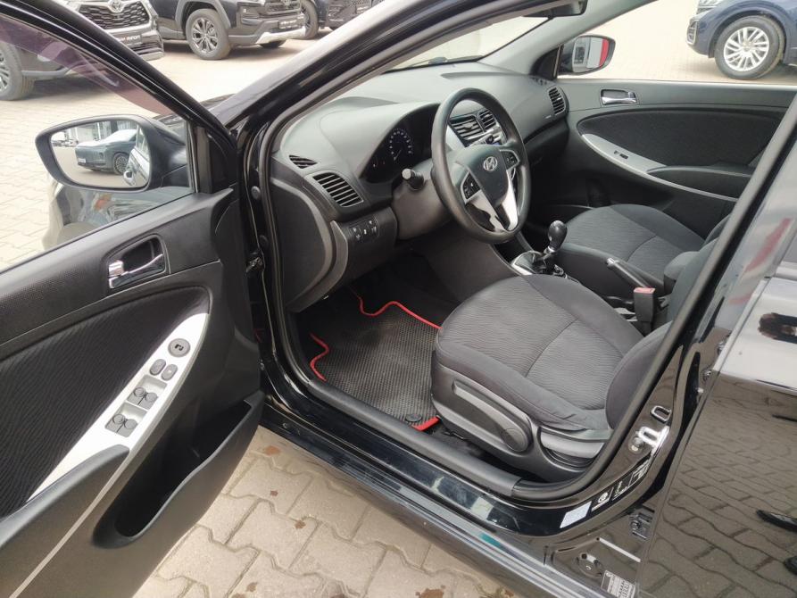 Hyundai Solaris I Екатеринбург  - изображение 8