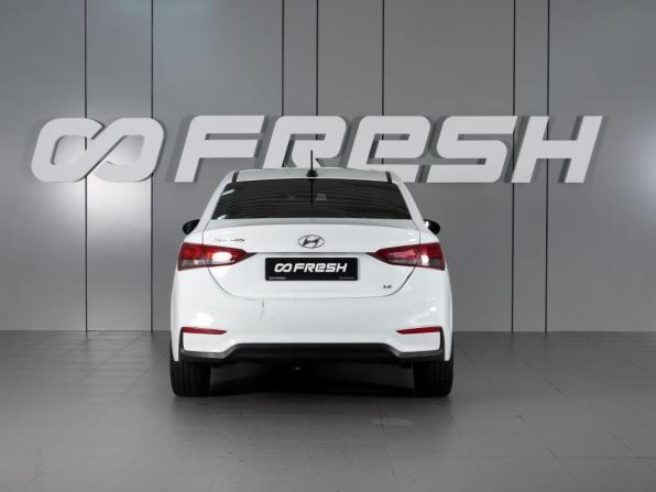 Hyundai Solaris II с пробегом 2019 года, цена 1 320 000 рублей, 184370 км, седан, Автокод Объявления