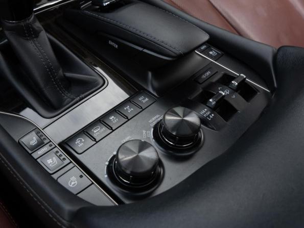 Lexus LX III Рестайлинг 2 с пробегом 2020 года, цена 11 400 000 рублей, 87551 км, внедорожник, Автокод Объявления
