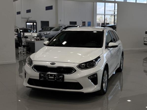 Kia Ceed III с пробегом 2021 года, цена 2 199 000 рублей, 73000 км, универсал, Автокод Объявления