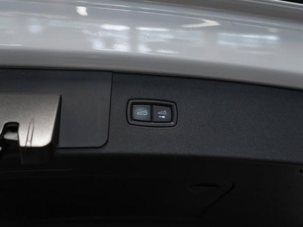 Porsche Cayenne III с пробегом 2019 года, цена 5 880 000 рублей, 98015 км, внедорожник, Автокод Объявления