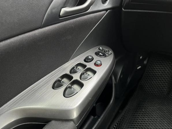 Honda Civic VIII Рестайлинг с пробегом 2011 года, цена 940 000 рублей, 170021 км, хэтчбек, Автокод Объявления