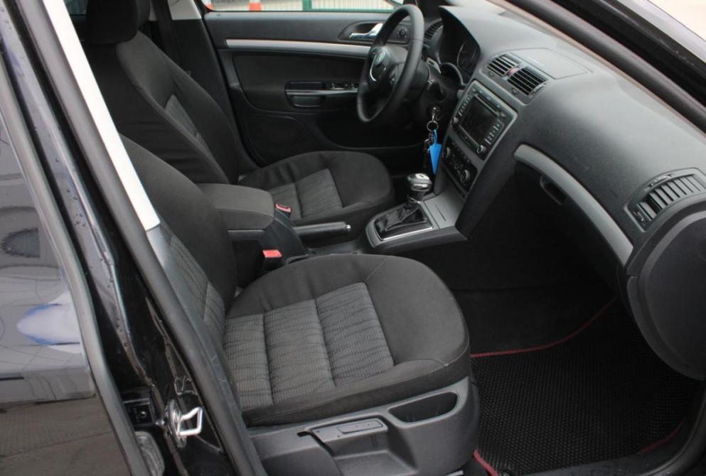 Skoda Octavia II (A5) Рестайлинг Саратов  - изображение 19