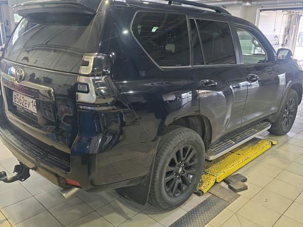 Toyota Land Cruiser Prado 150 Series Рестайлинг 3 с пробегом 2021 года, цена 5 990 000 рублей, 138000 км, внедорожник, Автокод Объявления