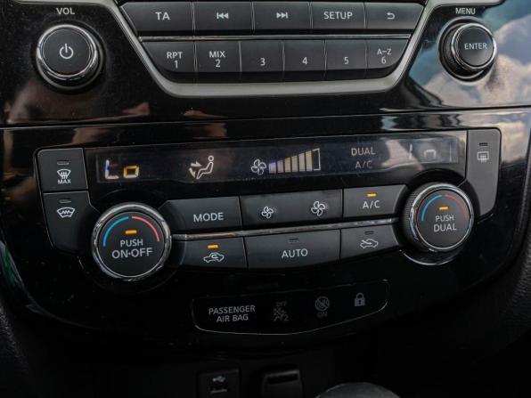 Nissan Qashqai II с пробегом 2017 года, цена 1 598 000 рублей, 121331 км, внедорожник, Автокод Объявления