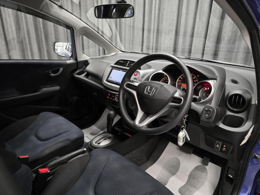 Honda Fit II Красноярск  - изображение 10