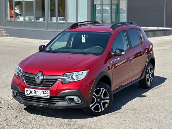 Renault Sandero II Рестайлинг с пробегом 2018 года, цена 1 430 000 рублей, 44297 км, хэтчбек, Автокод Объявления