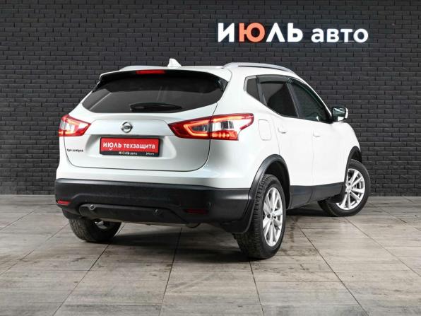 Nissan Qashqai II с пробегом 2017 года, цена 1 720 000 рублей, 114662 км, внедорожник, Автокод Объявления