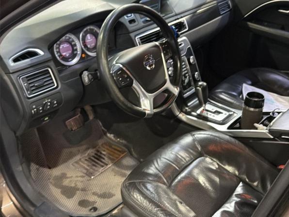 Volvo XC70 II с пробегом 2011 года, цена 1 150 000 рублей, 461925 км, универсал, Автокод Объявления