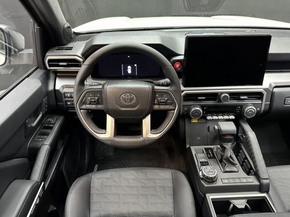 Новый Toyota 4Runner VI 2025 года, цена 9 290 000 рублей, внедорожник, Автокод Объявления