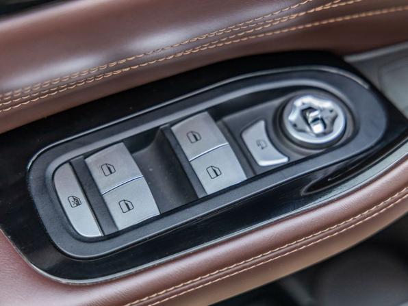 Exeed VX I с пробегом 2022 года, цена 2 998 000 рублей, 35000 км, внедорожник, Автокод Объявления