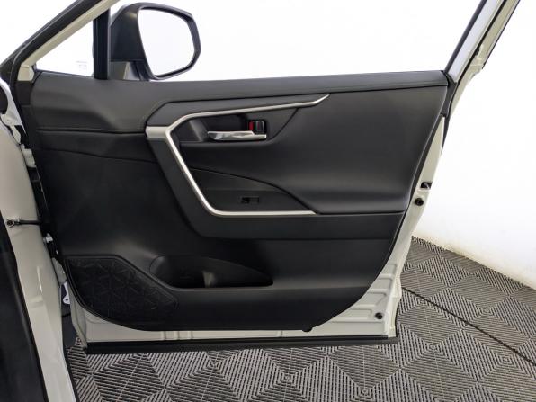 Toyota RAV4 V (XA50) с пробегом 2023 года, цена 3 850 000 рублей, 41350 км, внедорожник, Автокод Объявления