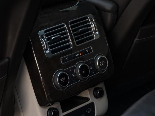 Land Rover Range Rover IV с пробегом 2017 года, цена 5 600 000 рублей, 158560 км, внедорожник, Автокод Объявления