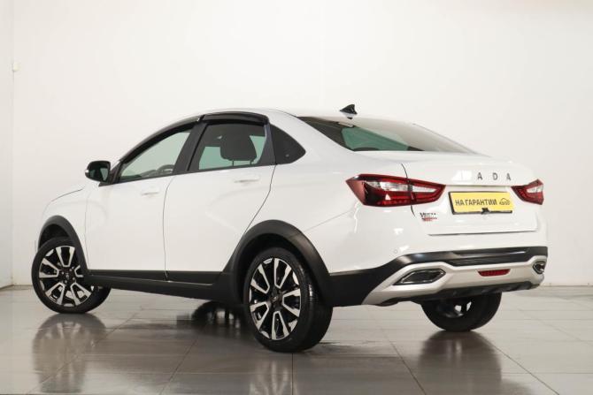 Lada (ВАЗ) Vesta I Рестайлинг (NG) с пробегом 2023 года, цена 1 369 000 рублей, 30500 км, седан, Автокод Объявления