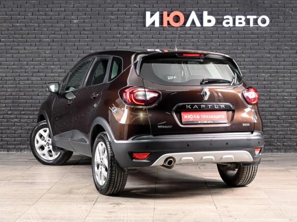 Renault Kaptur I с пробегом 2017 года, цена 1 780 000 рублей, 96644 км, внедорожник, Автокод Объявления