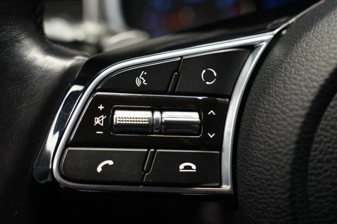 Kia Ceed III с пробегом 2019 года, цена 1 815 000 рублей, 136600 км, хэтчбек, Автокод Объявления