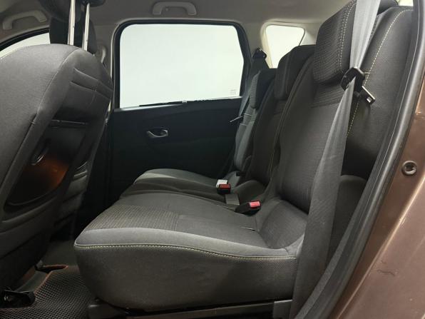 Renault Scenic III с пробегом 2010 года, цена 745 000 рублей, 206780 км, компактвэн, Автокод Объявления