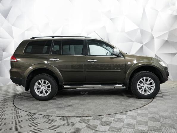 Mitsubishi Pajero Sport II Рестайлинг с пробегом 2014 года, цена 1 760 000 рублей, 239000 км, внедорожник, Автокод Объявления