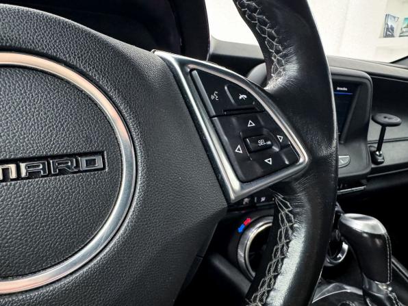 Chevrolet Camaro VI Рестайлинг с пробегом 2018 года, цена 4 100 000 рублей, 49077 км, купе, Автокод Объявления