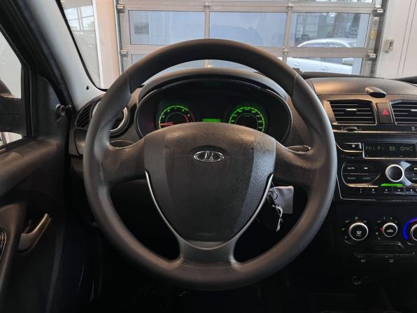 Lada (ВАЗ) Kalina II с пробегом 2017 года, цена 499 000 рублей, 112000 км, универсал, Автокод Объявления