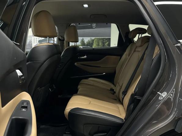 Hyundai Santa Fe IV Рестайлинг с пробегом 2021 года, цена 3 100 000 рублей, 69060 км, внедорожник, Автокод Объявления