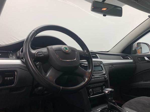 Skoda Superb II с пробегом 2012 года, цена 1 233 000 рублей, 142000 км, лифтбек, Автокод Объявления