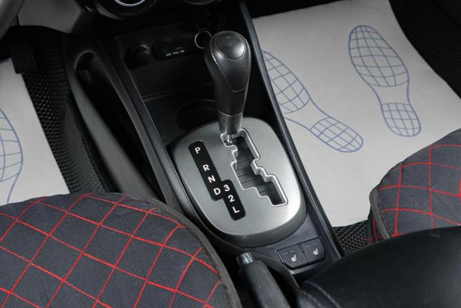 Kia Rio III с пробегом 2013 года, цена 899 000 рублей, 221000 км, седан, Автокод Объявления