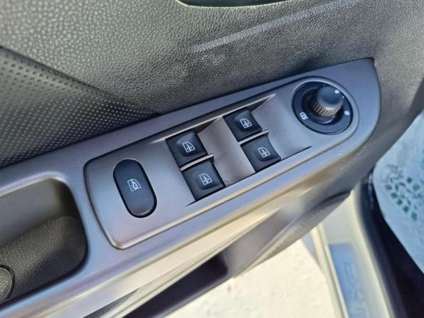 Renault Kaptur I с пробегом 2018 года, цена 1 579 000 рублей, 145114 км, внедорожник, Автокод Объявления