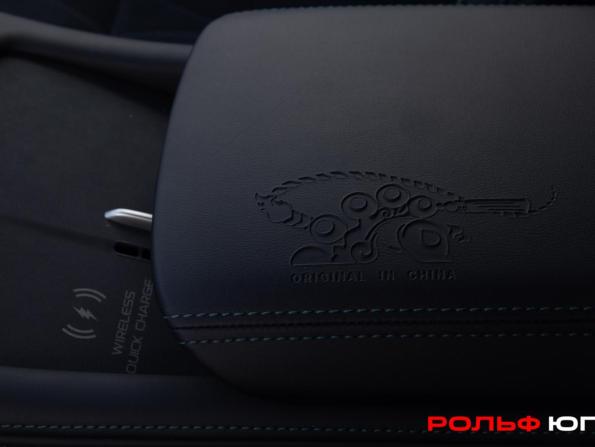 Geely Monjaro I Рестайлинг 2 с пробегом 2025 года, цена 3 718 000 рублей, 8128 км, внедорожник, Автокод Объявления