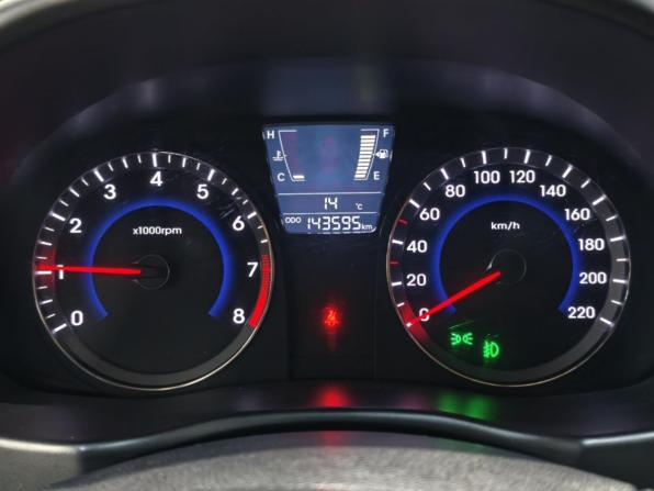 Hyundai Solaris I с пробегом 2014 года, цена 751 000 рублей, 143587 км, седан, Автокод Объявления
