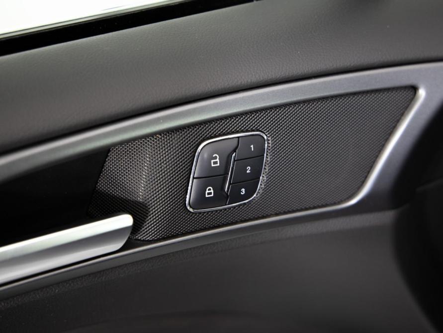 Ford Mondeo V Санкт-Петербург  - изображение 22