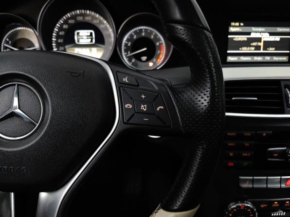 Mercedes-Benz C-Класс III (W204) Рестайлинг с пробегом 2012 года, цена 1 315 000 рублей, 202000 км, седан, Автокод Объявления