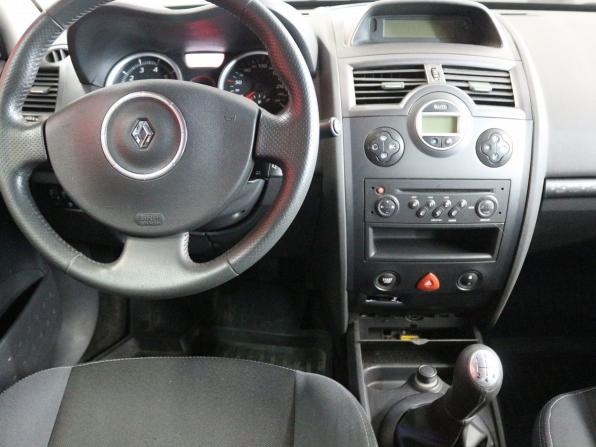 Renault Megane II Рестайлинг с пробегом 2008 года, цена 420 000 рублей, 186295 км, седан, Автокод Объявления