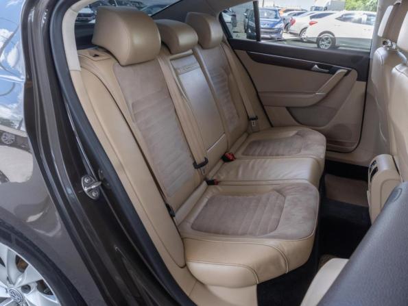 Volkswagen Passat B7 с пробегом 2012 года, цена 940 000 рублей, 282585 км, седан, Автокод Объявления