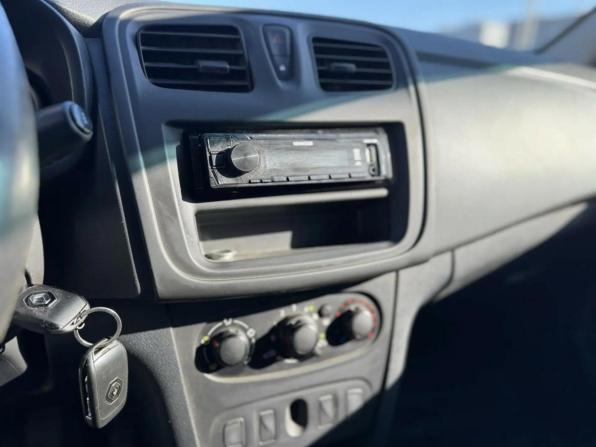 Renault Logan II Рестайлинг с пробегом 2020 года, цена 730 000 рублей, 96000 км, седан, Автокод Объявления