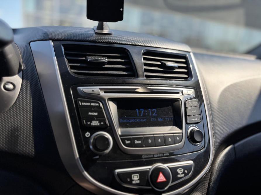 Hyundai Solaris I Рестайлинг Набережные Челны  - изображение 18