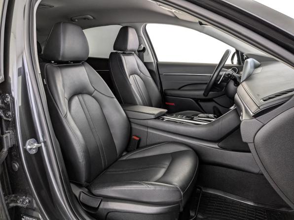 Hyundai Sonata VIII (DN8) с пробегом 2021 года, цена 2 490 000 рублей, 60083 км, седан, Автокод Объявления