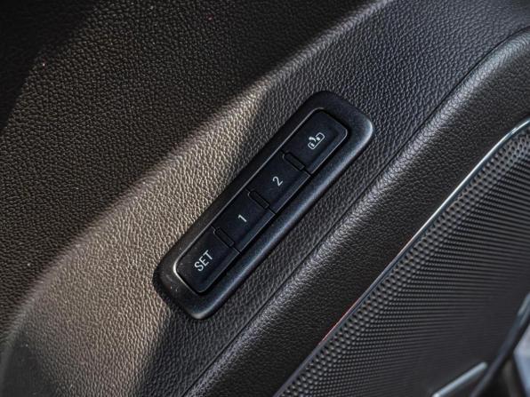 Chevrolet Tahoe IV с пробегом 2015 года, цена 3 585 000 рублей, 151723 км, внедорожник, Автокод Объявления