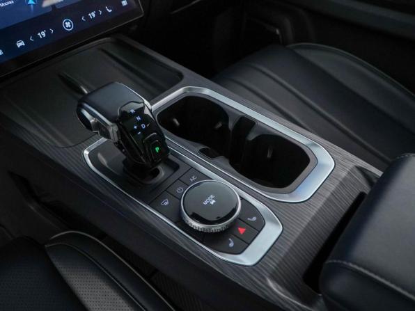 Jaecoo J7 I с пробегом 2024 года, цена 2 249 999 рублей, 54190 км, внедорожник, Автокод Объявления